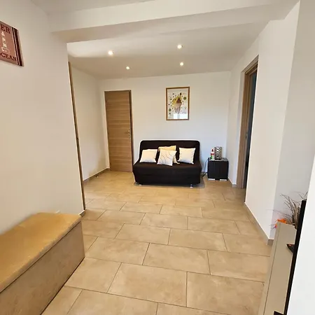 Emma * Sari-Solenzara